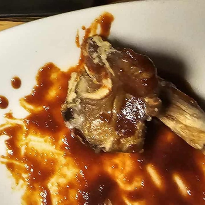 photo of Village of OM Plant Kitchen Village Spicy Fried Blue Oyster Mushrooms shared by @veghui on  07 Sep 2025 - review