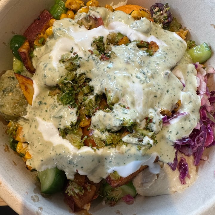 photo of CAVA Falafel Bowl shared by @goodsproutrescue on  22 Apr 2024 - review