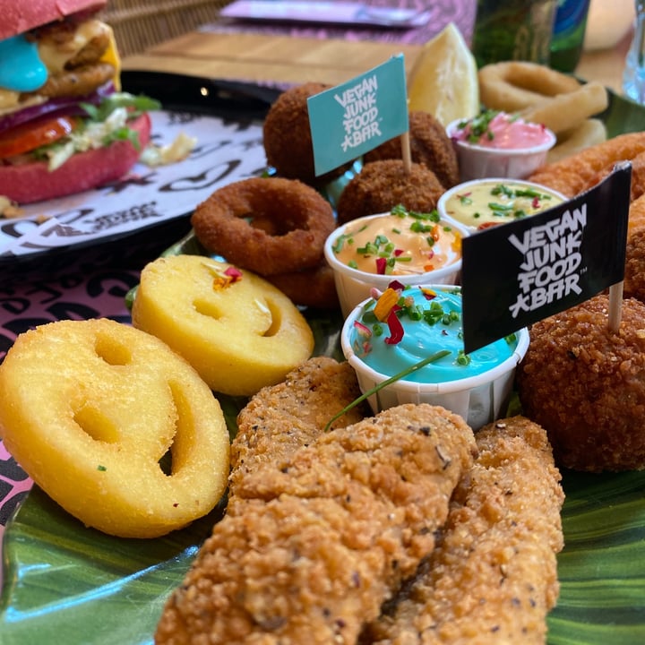 photo of Vegan Junk Food Bar VJFB Sumo Platter shared by @vegala on  02 Oct 2024 - review