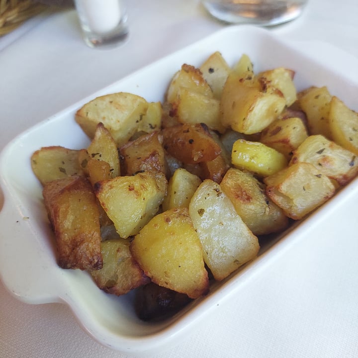 photo of Trattoria La Darsena patate al forno shared by @kiki8 on  13 May 2024 - review
