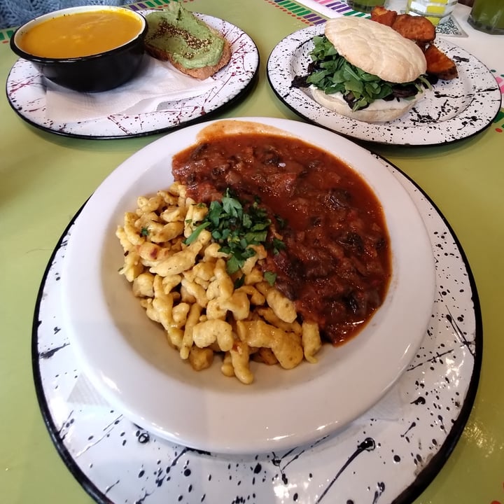 photo of Casa Munay Goulash Con Spaetzle shared by @beluqra on  12 Jul 2024 - review