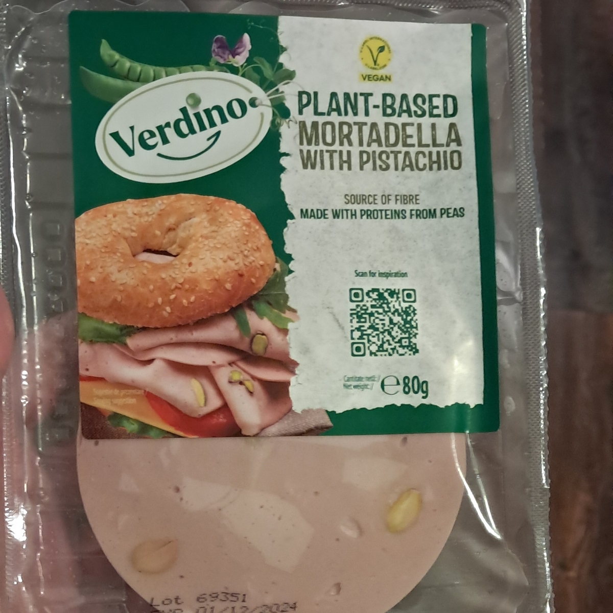 Plant based mortadella with pistachio from Verdino - Vegan Product ...