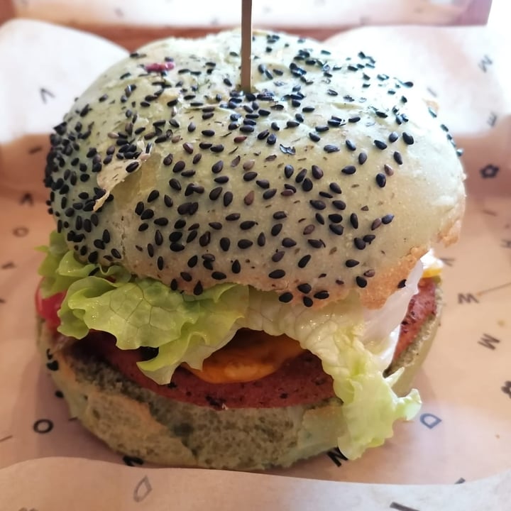 photo of Flower Burger jungle bbq burger shared by @franci00 on  18 Mar 2024 - review