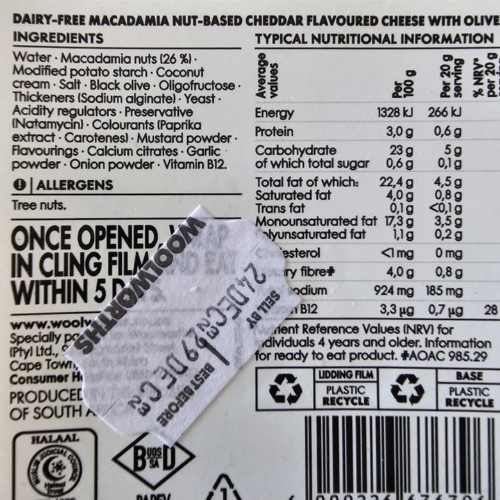 photo of Woolworths Food Dairy free cheddar and olive flavoured shared by @theflipsideofg on  12 Dec 2023 - review