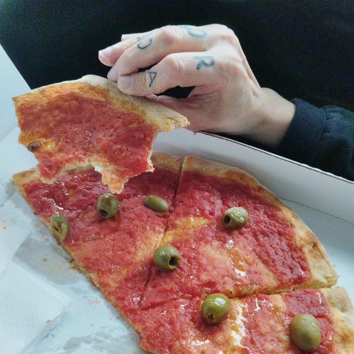 photo of Il Rusticotto pizza rossa con olive verdi shared by @coloratantonella on  12 Apr 2024 - review