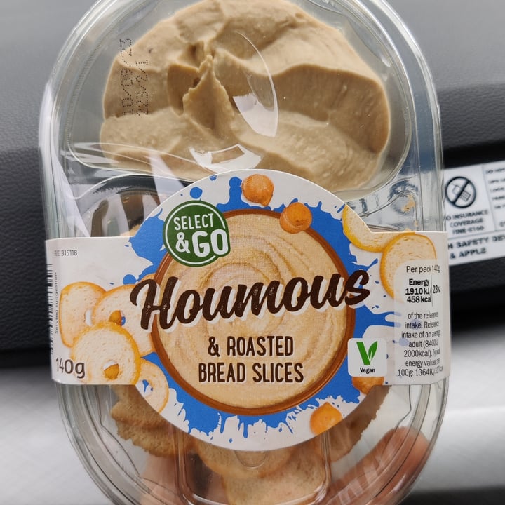photo of Select and go Hummus and grissini shared by @elisaf on  30 Aug 2023 - review