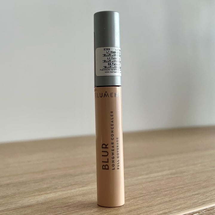 photo of Lumene blur longwear concealer full coverage shared by @paisi on  19 Mar 2025 - review