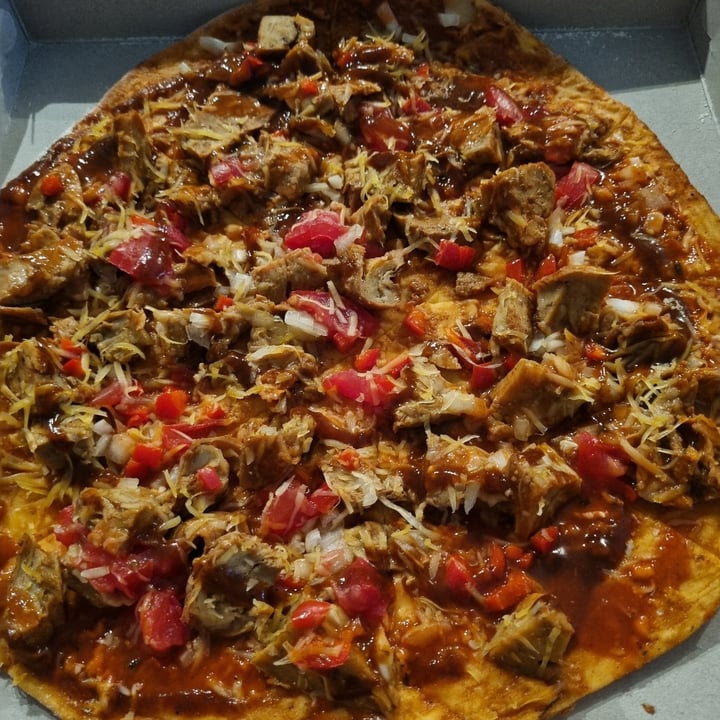 photo of Vegan Butcherie by Romeo & Vero (Delivery and Takeaway) Beef Pizza shared by @carmz on  20 Apr 2024 - review