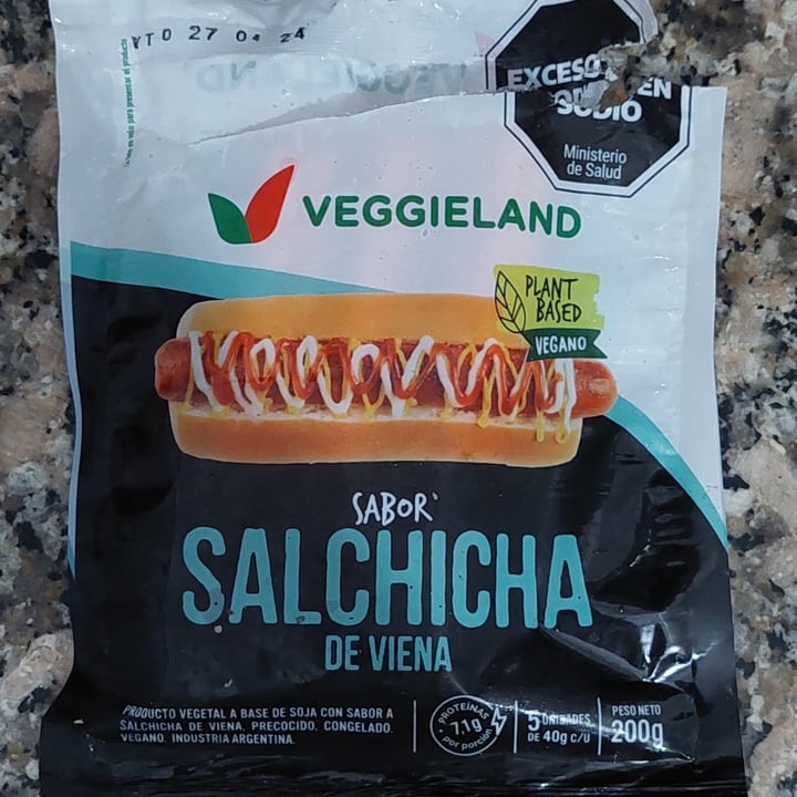 photo of Veggieland salchicha viena shared by @carolinapan on  06 Mar 2024 - review