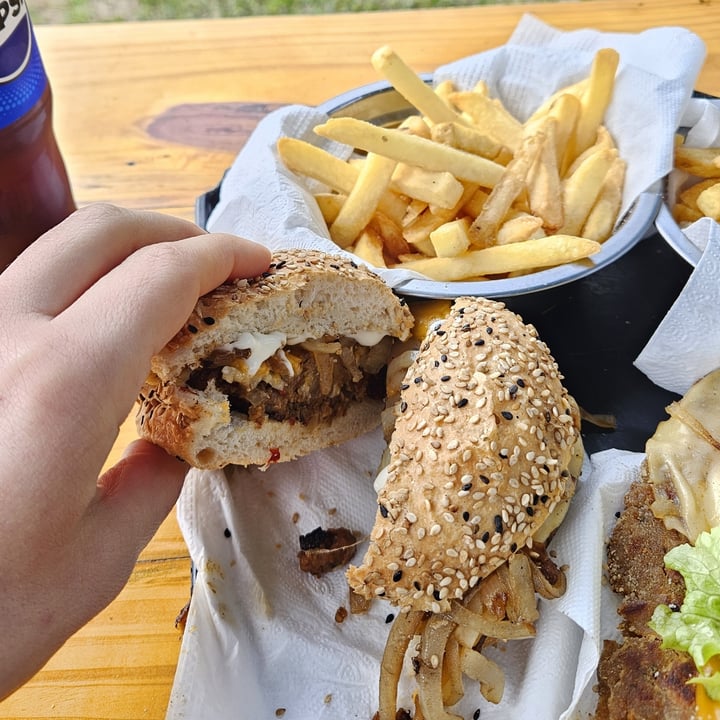 photo of El Puestito del Tío - Choripan Hamburguesa Vegana shared by @aldyflorent on  15 Jul 2025 - review