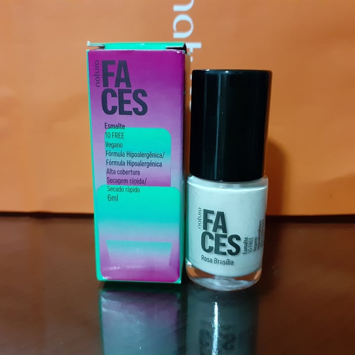photo of Natura Esmalte faces rosa Brasília shared by @katiarozeli on  02 Sep 2023 - review