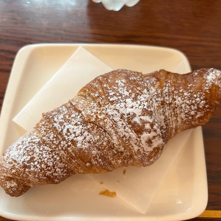 photo of Caffè Scudieri Firenze Cornetto Vegano shared by @eeyoreblack on  09 Sep 2025 - review