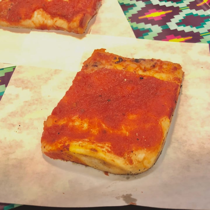 photo of Pizza Pizza Pizza Al Pomodoro shared by @millathecaterpillar on  07 Feb 2025 - review