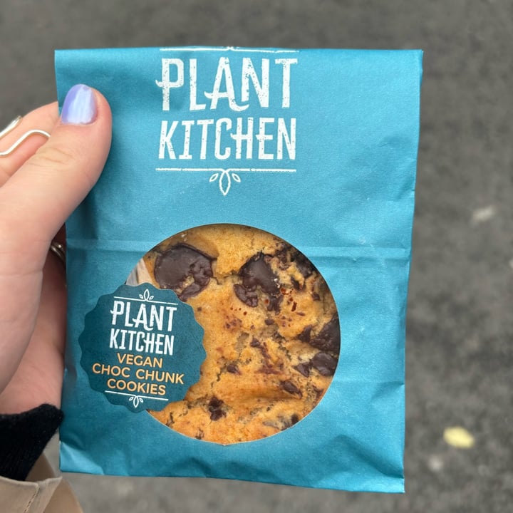 photo of Plant Kitchen (M&S) Vegan Choc Chunk Cookies shared by @futurerama on  16 May 2024 - review