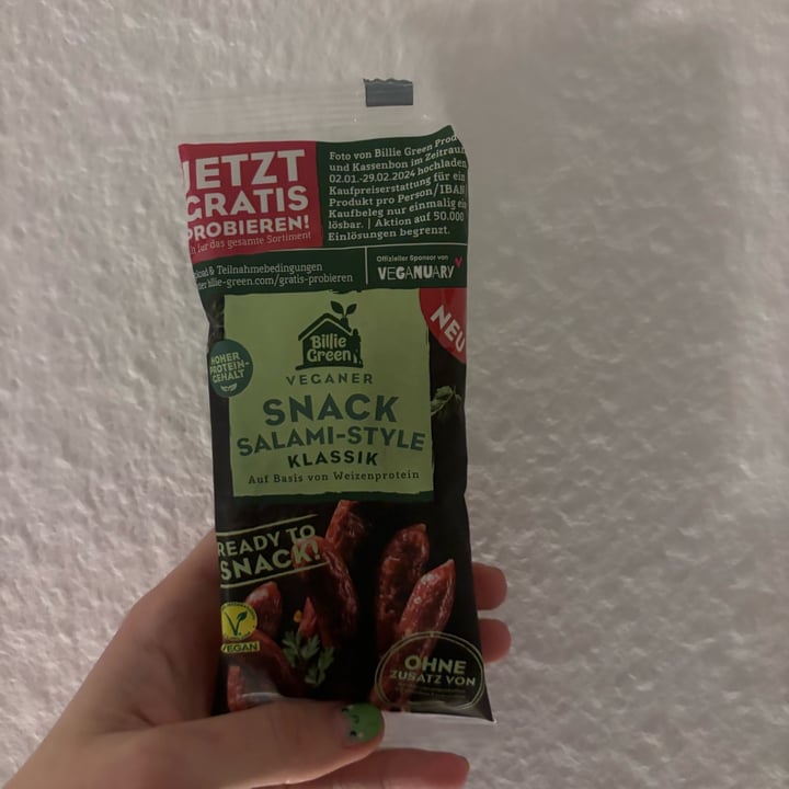 photo of Billie Green Snack Salami-Style Klassik shared by @holasoymylk on  07 Jan 2024 - review