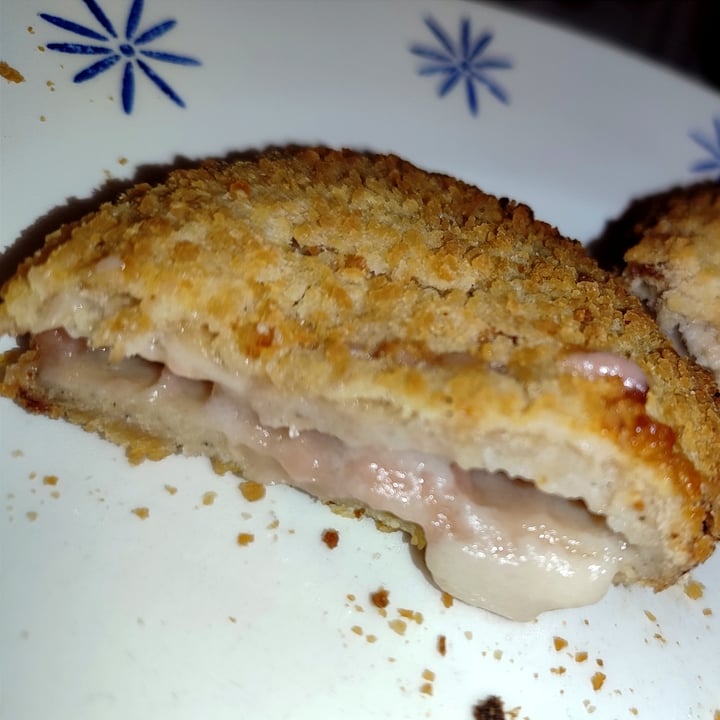 photo of Valsoia l'irresistibile super cordon bleu shared by @marty3110 on  24 Mar 2024 - review