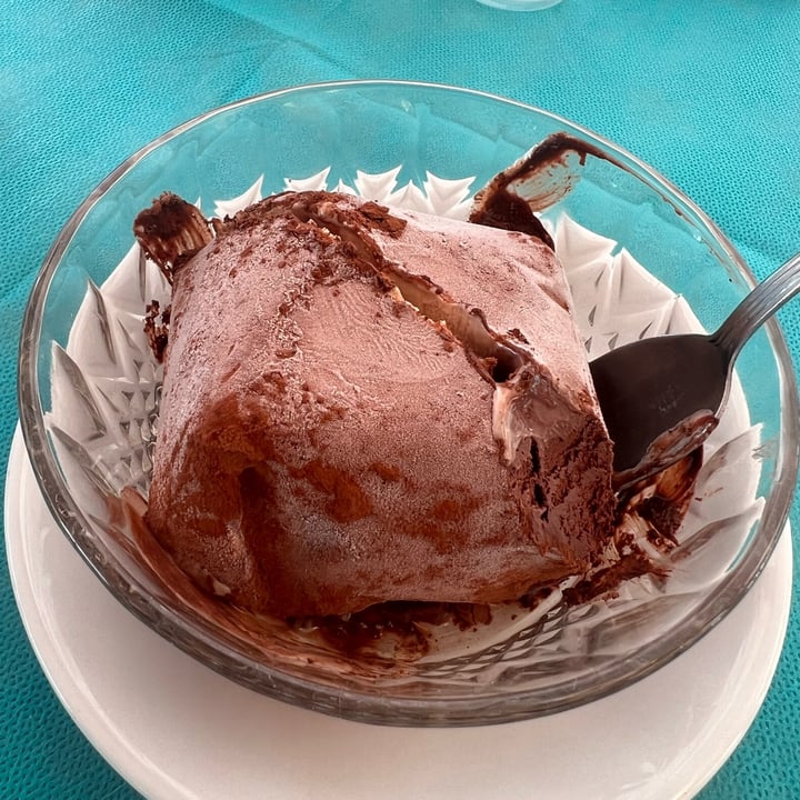 photo of Bar Gelateria Del Centro Tarufo Vegano shared by @cherry612 on  17 Aug 2024 - review