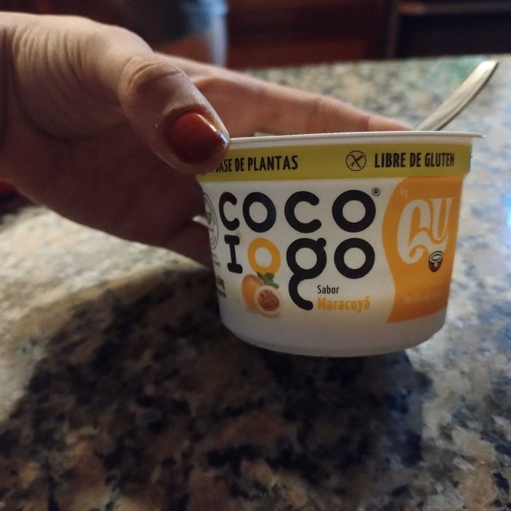 photo of Coco iogo sabor maracuyá shared by @greenlali on  07 Jan 2024 - review