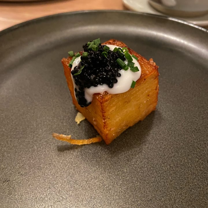 photo of PLANTA Cocina 1,000 Layer Crispy Potatoes shared by @brandonthefruit on  16 Feb 2025 - review