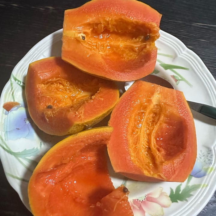 photo of HOH Farm Papaya shared by @piggy-egg on  24 Apr 2024 - review