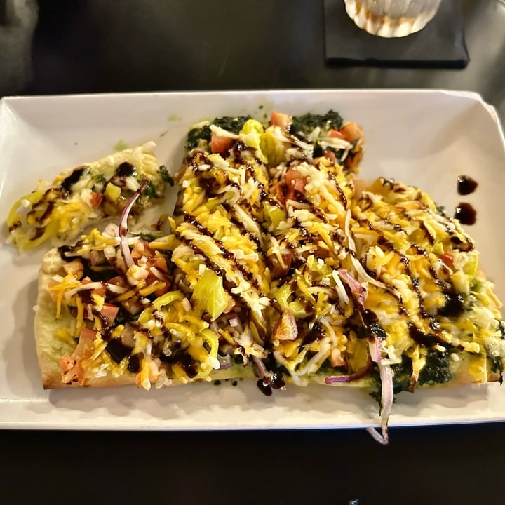 photo of TRIO Tavern & Grill Mediterranean Flatbread shared by @calysa14 on  02 Jan 2025 - review