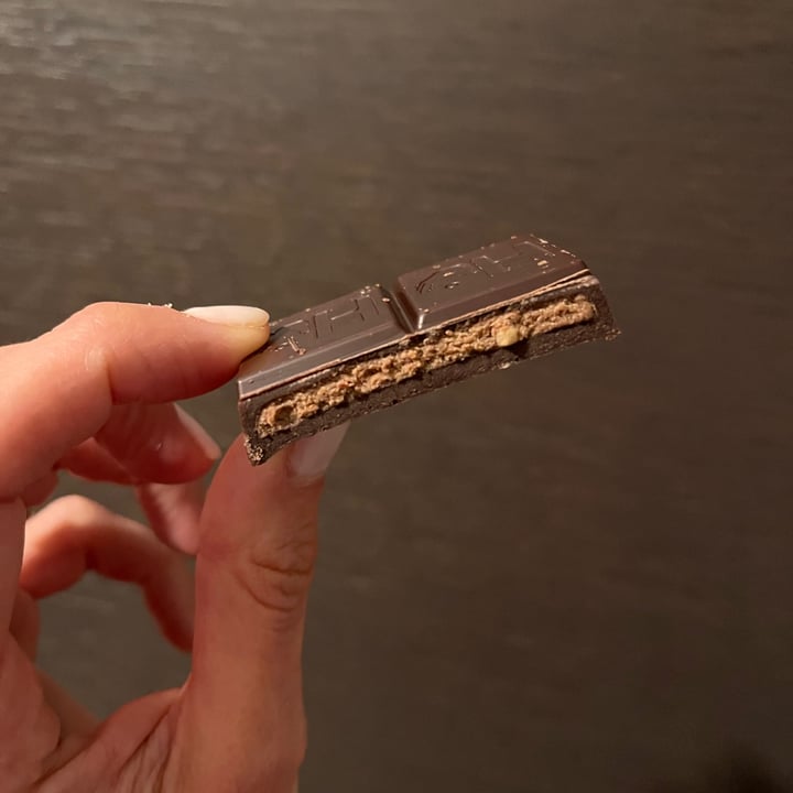 photo of Hu Kitchen Almond Butter + Puffed Quinoa Dark Chocolate shared by @verina on  15 Mar 2025 - review
