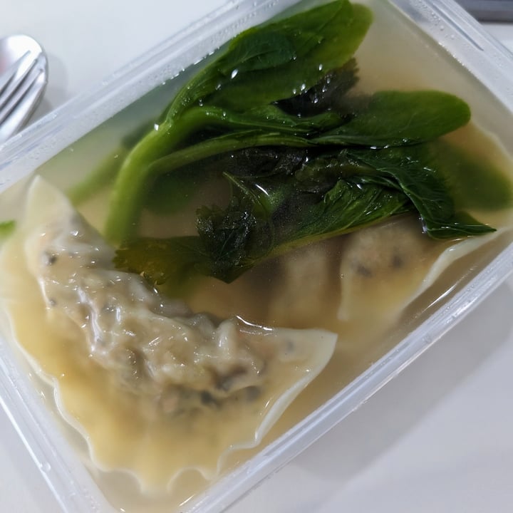 photo of Vegipai Restaurant 饺子汤 Dumpling Soup shared by @stevenneoh on  03 May 2024 - review