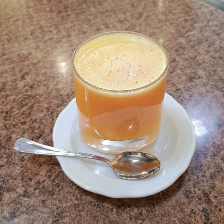 photo of Gaggioli and Vezzosi Pasticceria Spremuta Di Arancia shared by @geb on  29 May 2025 - review