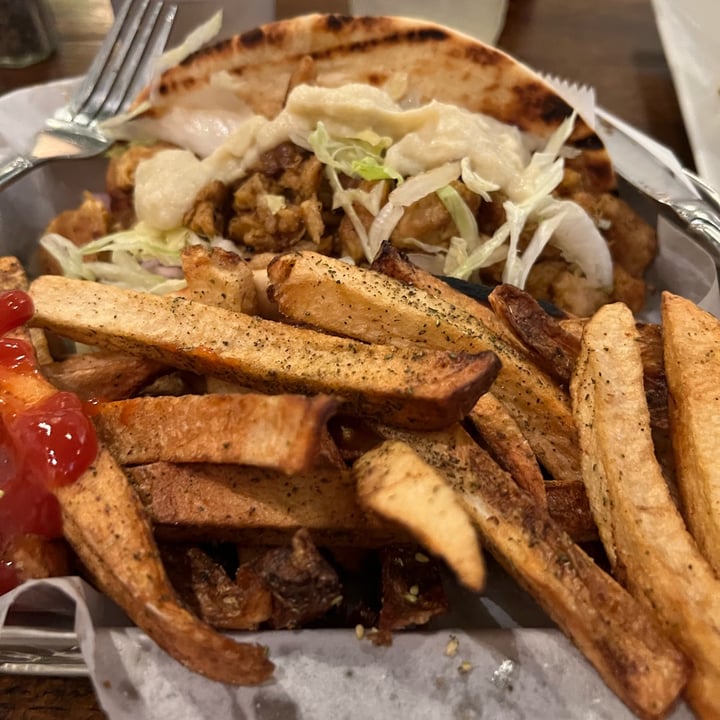 photo of Kaya's Kitchen chickin swarma shared by @allycat38 on  20 Sep 2025 - review