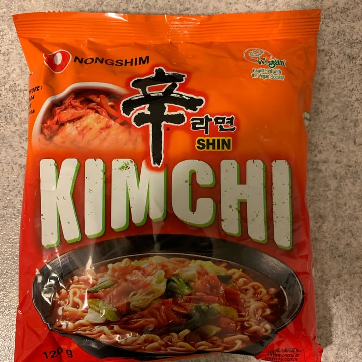 photo of NONGSHIM (농심) kimchi instant noodles shared by @mpappaccogli on  10 Oct 2023 - review