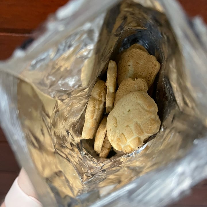 photo of Woolworths Food Vanilla flavoured cookies shared by @jeanne-marie on  20 Feb 2024 - review