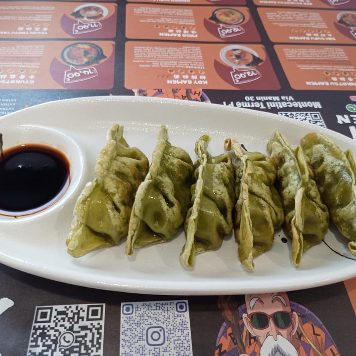 photo of KOY RAMEN gyoza vegan shared by @sarettaveg on  04 Oct 2025 - review