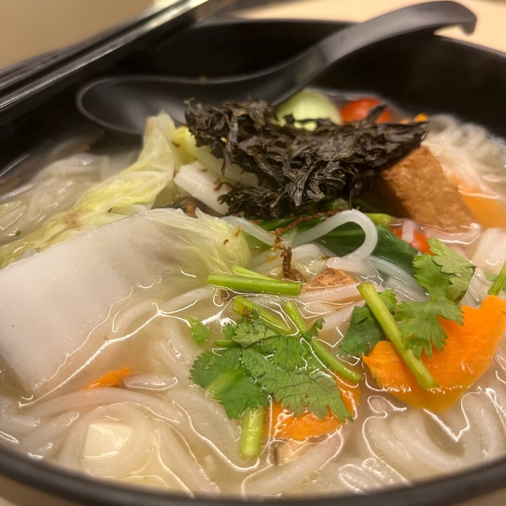 photo of Nature Vegetarian Delights Sliced Fish Bee Hoon Soup shared by @soy-orbison on  06 Oct 2025 - review