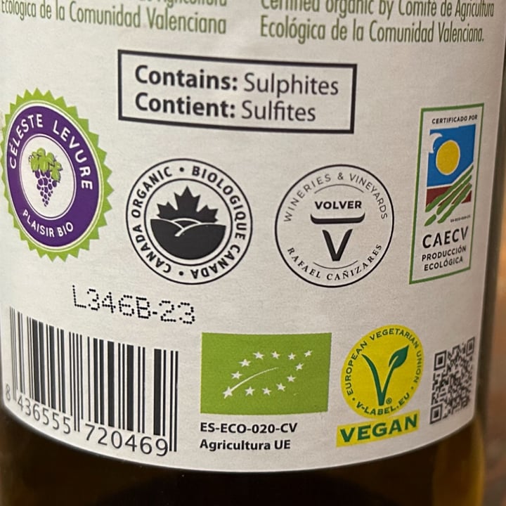 photo of paso a paso verdejo organic wine shared by @maryanarch on  12 Jul 2024 - review