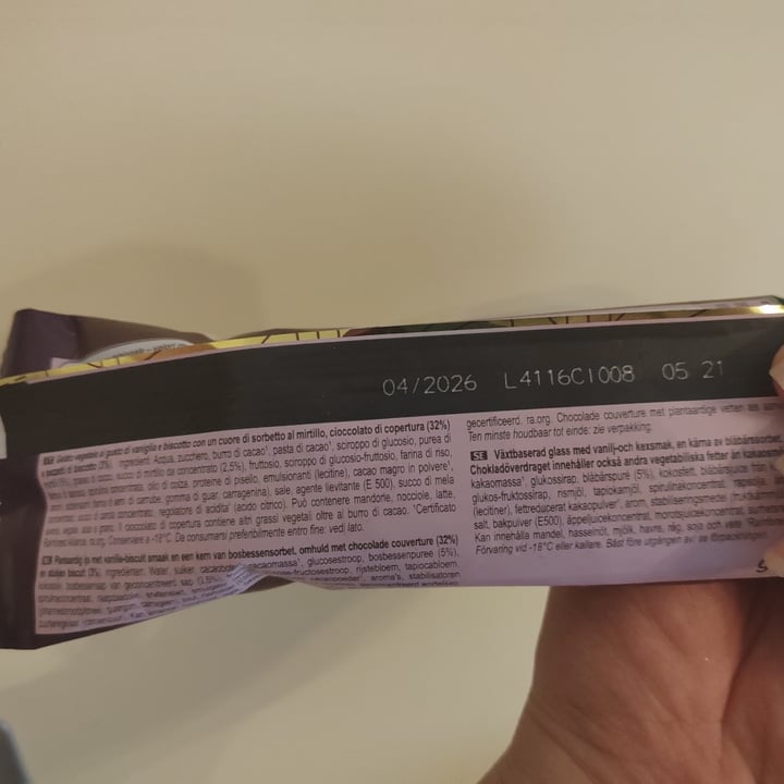 photo of Magnum Chill Blueberry Cookie shared by @elevegansoul on  30 Jun 2024 - review