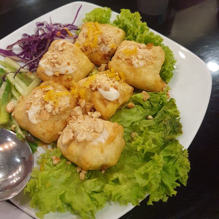 photo of New Fut Kai Vegetarian Restaurant Yuzu Sesame Tofu shared by @mushroomtarian on  31 Mar 2024 - review