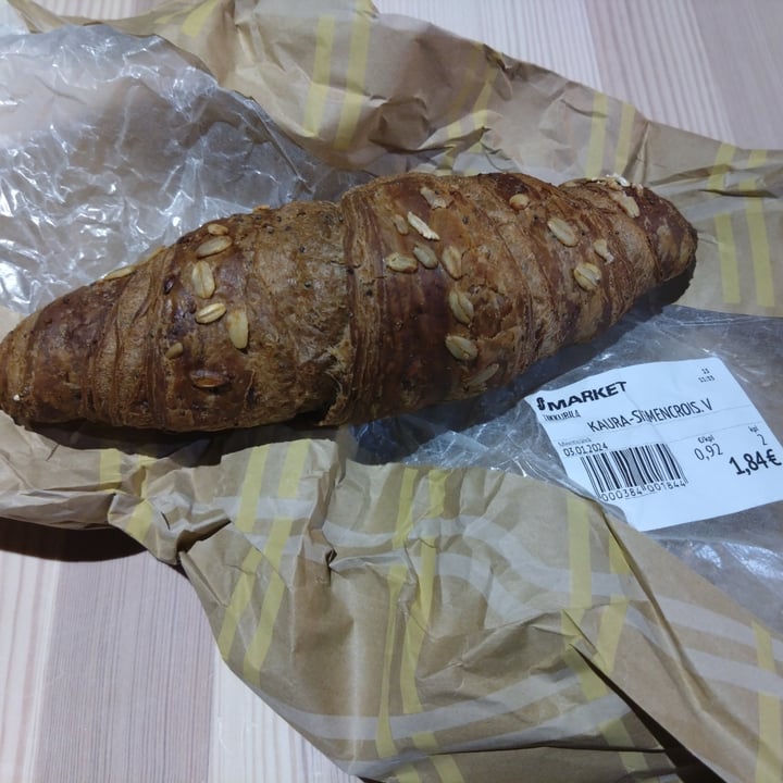 photo of Delifrance Kaura-siemen croissant shared by @from02miro on  03 Jan 2024 - review