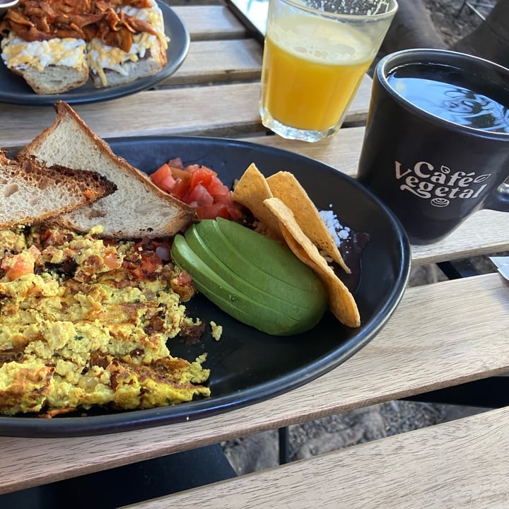 photo of Café Vegetal Tofu a la mexicana shared by @mimiceron on  28 Jan 2024 - review