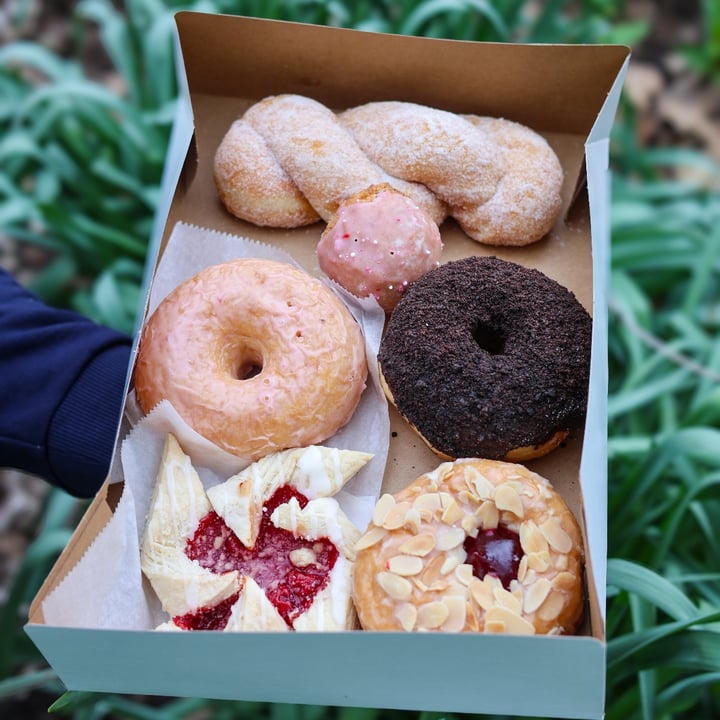 photo of Destination Donuts strawberry rose shared by @lizmaselli on  26 Apr 2024 - review