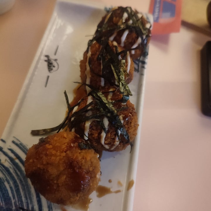 photo of Ristorante Ramen Shifu Milano Takoyaki Vegano shared by @hella on  02 Jan 2024 - review