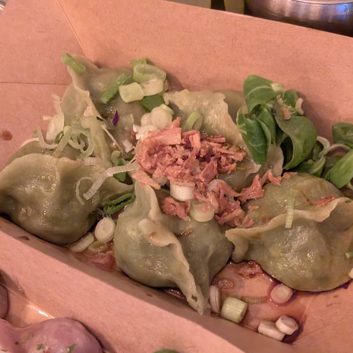 photo of Lin‘s Veggie Dumplin‘ Bärlauch Dumplings shared by @petpet on  13 Sep 2025 - review