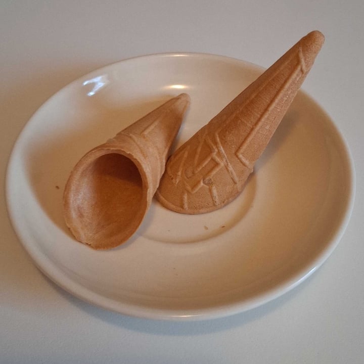 photo of Nocciolcono Mini coni per gelato shared by @darkessa on  18 Jul 2025 - review