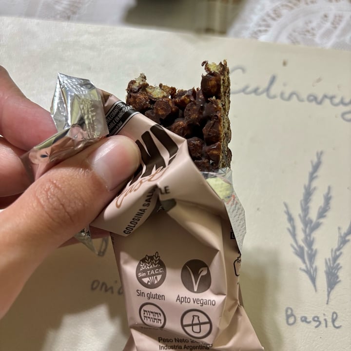 photo of Wik taste Wik Taste Barrita De Quinoa Inflada Y Chocolate shared by @vegandann on  05 Oct 2025 - review