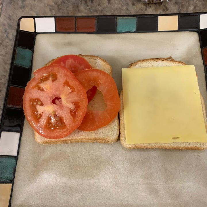 photo of Earth Island Smoked Gouda shared by @louisg on  26 Sep 2023 - review