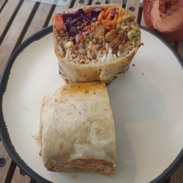 photo of Veguísima burrito chipocle shared by @dianiiiux on  02 Aug 2025 - review