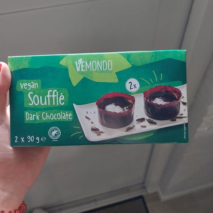 photo of Vemondo Vegan Soufflé Dark Chocolate shared by @frendssnotfood on  15 Apr 2024 - review