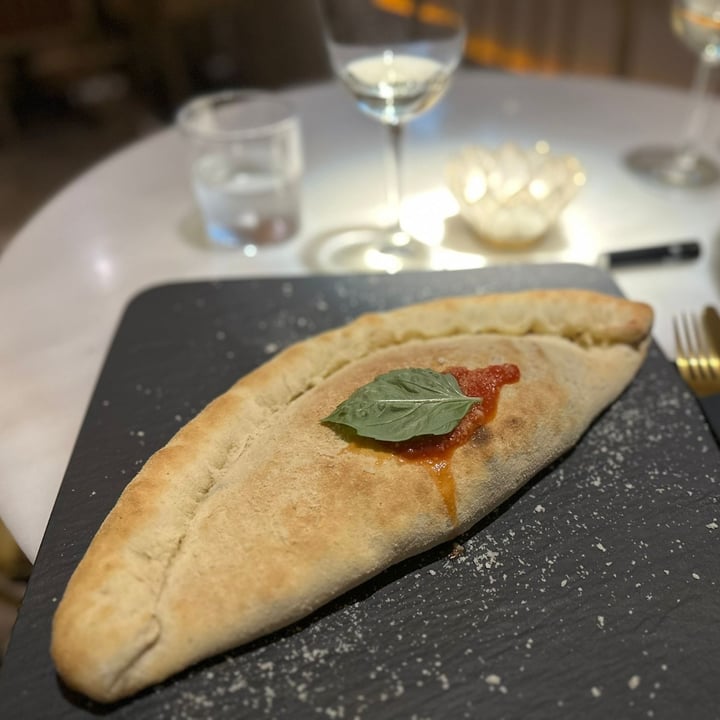 photo of Choose Ristorante Naturale calzone shared by @ramseier on  21 Aug 2023 - review