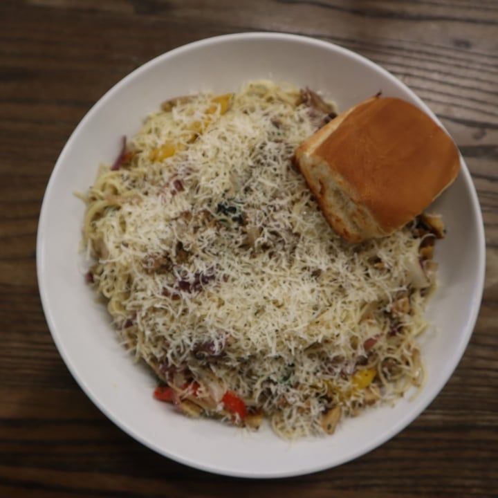 photo of Can't Believe It's Vegan Angel Hair Chick'n Pasta shared by @614brandonmoore on  16 Apr 2025 - review