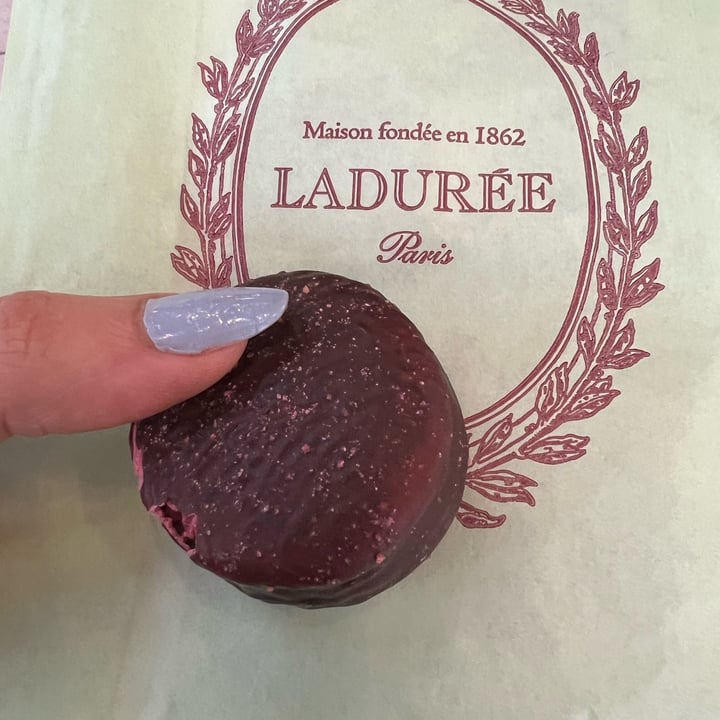 photo of Ladurée Macaron Dark Chocolate Coated Raspberry shared by @deboramora on  04 May 2024 - review