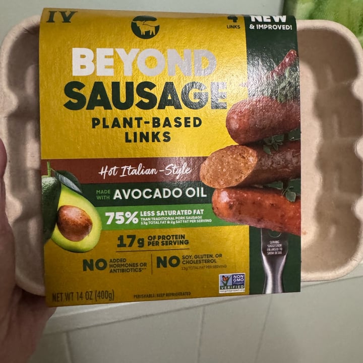 photo of beyond sausage Hot Italian Style Made with Avocado Oil shared by @onehungryvegan on  08 Oct 2025 - review
